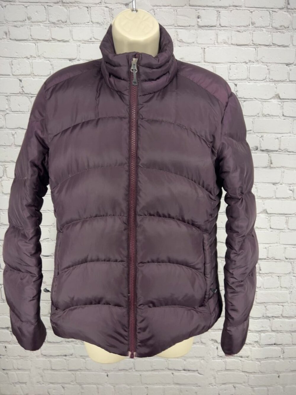 REI Plum Purple Goose Down Puffer Full Zip Quilted Jacket Women's XS